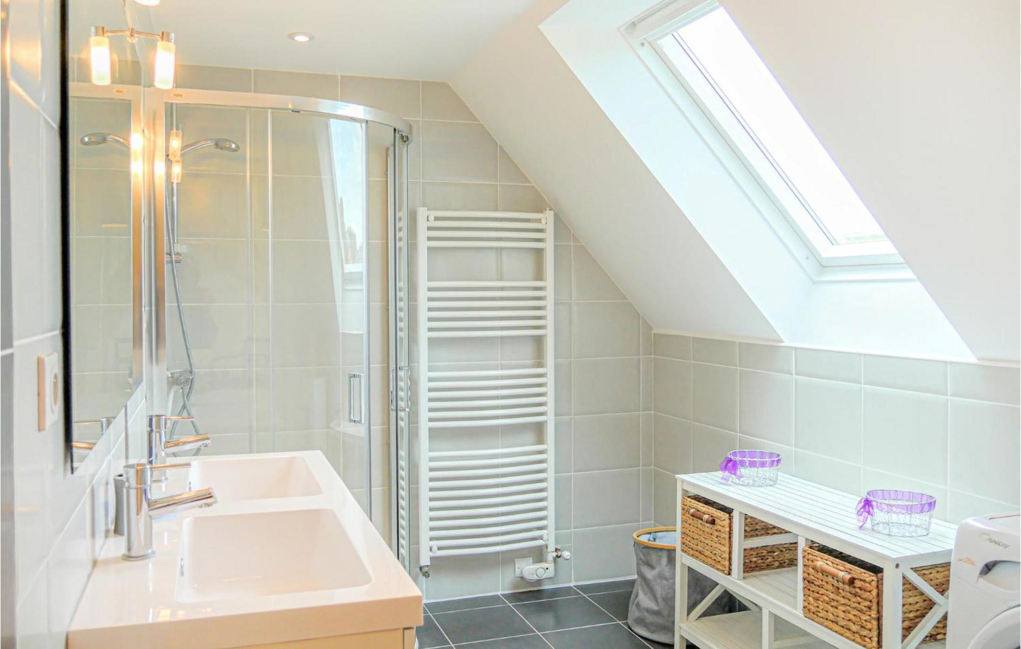2 Bedroom Amazing Apartment In Ponts Buitenkant foto