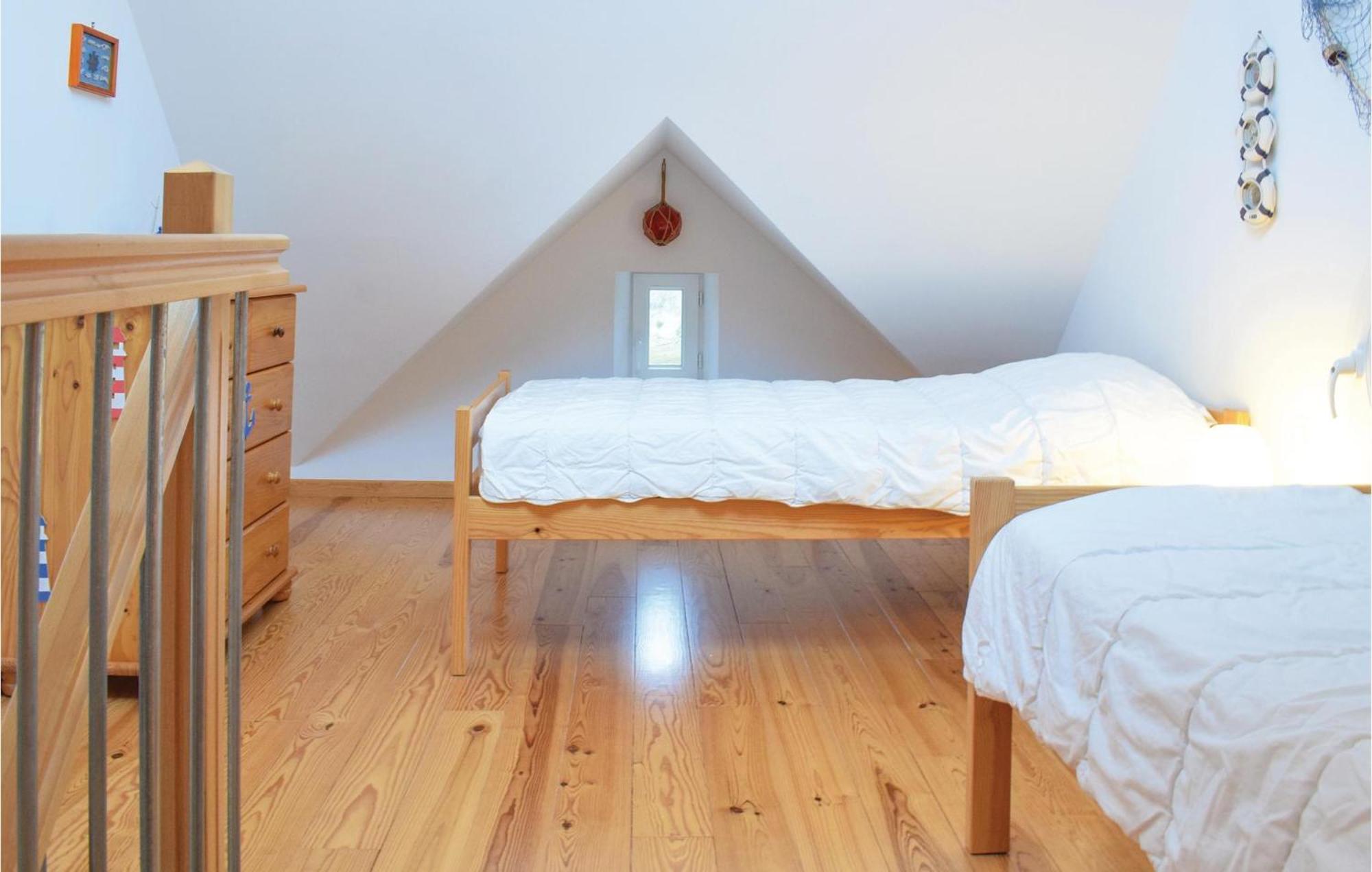 2 Bedroom Amazing Apartment In Ponts Buitenkant foto