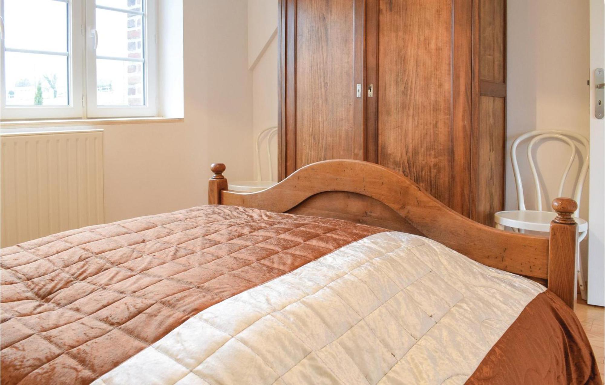 2 Bedroom Amazing Apartment In Ponts Buitenkant foto